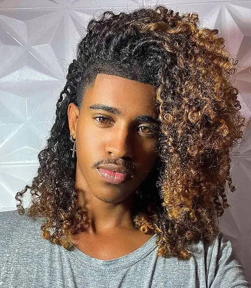 Long Kinky Curls Parted with Edge Up